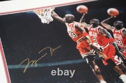 4 Michael Jordan signed / Upper Deck authenticated 16x20 framed photograph(s)