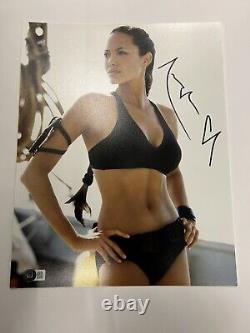 Angelina Jolie Hot Sexy Signed 11x14 Photo Authentic Autograph Beckett Cert Holo
