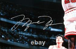Bulls Michael Jordan Authentic Signed 16x20 Framed Photo LE 231/300 UDA COA