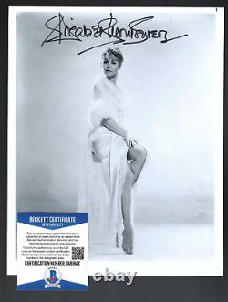 Elizabeth Montgomery signed 8x10 photograph BAS Authentic Stunning
