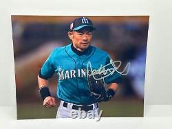 Ichiro Mariners Signed Autographed Photo Authentic 8X10 COA