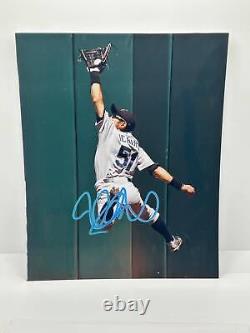 Ichiro Seattle Mariners Signed Autographed Photo Authentic 8X10 COA