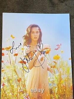 KATY PERRY HAND SIGNED AUTOGRAPH 8x10 PHOTO SEXY GAI COA AUTHENTICATED