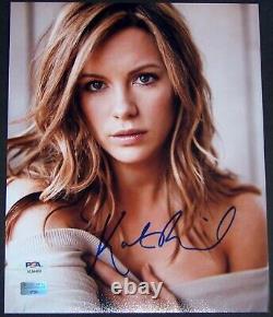 Kate Beckinsale Signed Autographed 8x10 Photo Celebrity Authentics PSA COA
