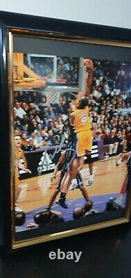 Kobe Bryant Hand Signed Photo With Coa Framed 8x10 Photo Authentic Autograph