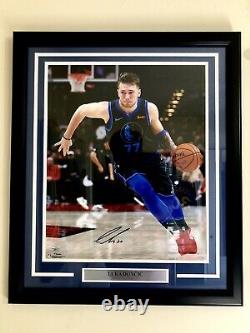 Luka Doncic FANATICS Signed 16x20 Photo Framed Authentic Auto
