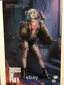 Margot Robbie Harley Quinn Signed 11x14 Photo. PSA/DNA Authenticated