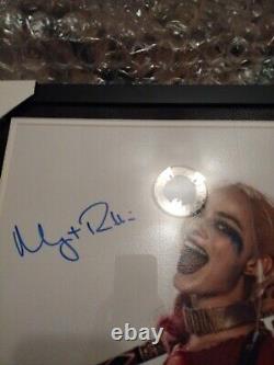 Margot robbie signed 16x20 framed harley quinn jsa and celebrity authentics coa