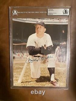 Mickey Mantle HOF Yankees signed 8x10 Photo Beckett BAS Authentic Encased AUTO