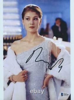 ROSAMUND PIKE Signed Photo JAMES BOND 007 DIE ANOTHER DAY BAS Coa