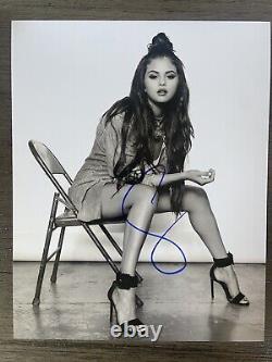 Selena Gomez Come & Get Signed Photo 8x10 Authentic Letter Of Authenticity