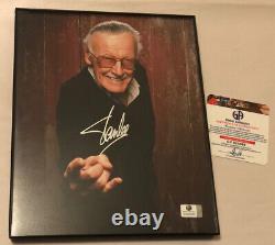Stan Lee Hand Signed Autographed 8x10 Framed Photo with Global Authentics COA