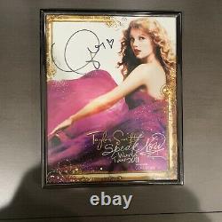 Taylor Swifr Authentic Autographed 8x10 Speak Now World Tour Photo Hand Signed