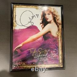 Taylor Swifr Authentic Autographed 8x10 Speak Now World Tour Photo Hand Signed