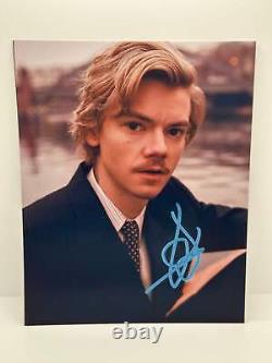 Thomas Brodie Sangster Signed Autographed Photo Authentic 8X10 COA