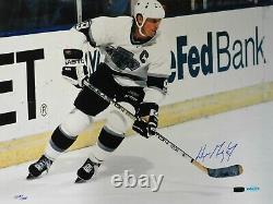 Wayne Gretzky Los Angeles Kings Signed LE 16x20 Photo Upper Deck Authenticated