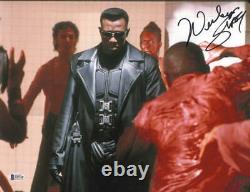 Wesley Snipes Signed 11x14 Photo Blade Authentic Autograph Beckett Coa C