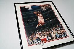 4 Michael Jordan Signé / Upper Deck Authentifié 16x20 Photographie Encadrée(s)