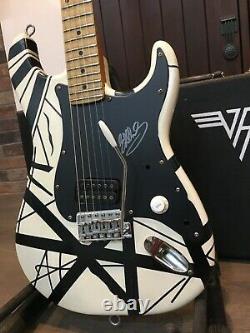 80s Evh Signed Guitar/custom Framed Signed Pic (certificat D’authenticité)