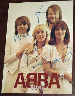 ABBA Autographe 1976 Carte promotionnelle Photo en couleur Authentique Originale Signée Superbe