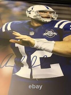 Andrew Luck Indianapolis Colts Signé 16x20 Authentiques Mondiales 783609