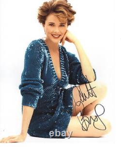 Annette Bening a signé une photo 8x10 authentique avec un certificat d'authenticité (COA) 2