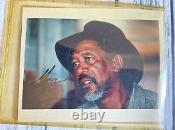 Authenticité de la photo dédicacée à la main de Morgan Freeman en format 8x10.