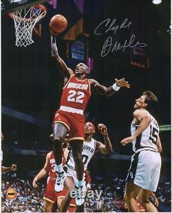 Clyde Drexler Houston Rockets photographie autographiée 16 x 20 en train de dunker