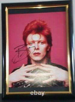 David Bowie Signé À La Main Photo Avec Coa Encadré 8x10 Authentic Autograph