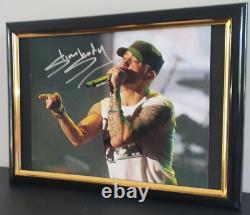 Eminem Signé À La Main Photo Avec Coa Encadré 8x10 Slim Shady Authentique