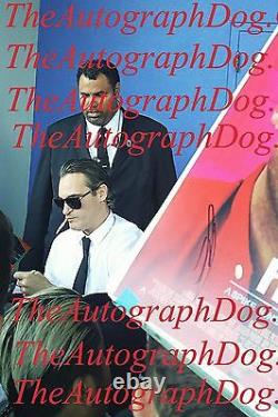 Joaquin Phoenix Authentic Hand-signé Her 11x17 Photo (exact Proof)
