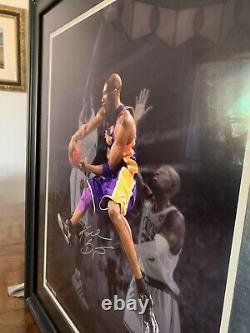 Kobe Bryant 16x20 Panini Authentic Autographied Photo #15/124