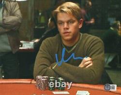 Matt Damon a signé une photo de 8x10 de Rounders avec une authentique autographe Beckett.