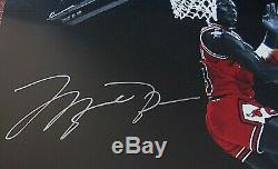 Michael Jordan Signé Hof Cradle Dunk 16x20 Encadrée Upd Authentique Limitée 123