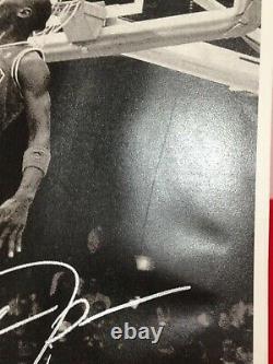 Michael Jordan Uda Upper Deck Authentic Autographié 8.5x11 Noir Et Blanc Photo