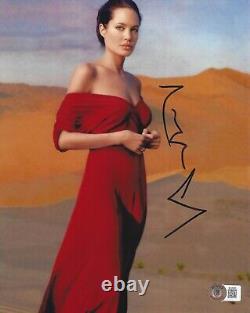 Photo authentique dédicacée 8x10 de la chaude et sexy Angelina Jolie avec certificat d'authenticité Beckett