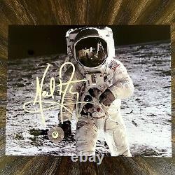 Photo signée par Neil Armstrong avec authenticité certifiée par la NASA pour Apollo 11