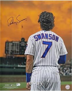 Photographie de Dansby Swanson signée par les Cubs, format 16x20, authentifiée par Fanatics avec un certificat d'authenticité.