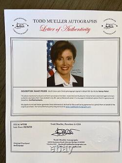 Présidente de la Chambre Nancy Pelosi signe une photo authentique avec une lettre d'authenticité