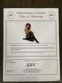 Rihanna a signé des bas en photo 8x10 Lettre d'authenticité authentique COA Ex