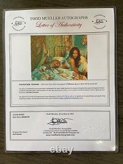Rihanna a signé une photo de lingerie 8x10 avec lettre d'authenticité COA authentique