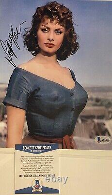 Sophia Loren Signée Autographed 8x10 Couleur Photo Sexy Beckett Authentifiée