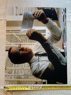Tom Hanks Attrape-moi si tu peux Photo authentique signée 11X14 PSA DNA COA