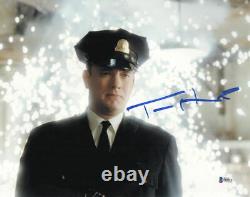 Tom Hanks a signé une photo 11x14 de La Ligne Verte avec un autographe authentique Beckett Coa