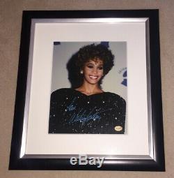 Whitney Houston Authentique Signée Photo Encadrée Rare
